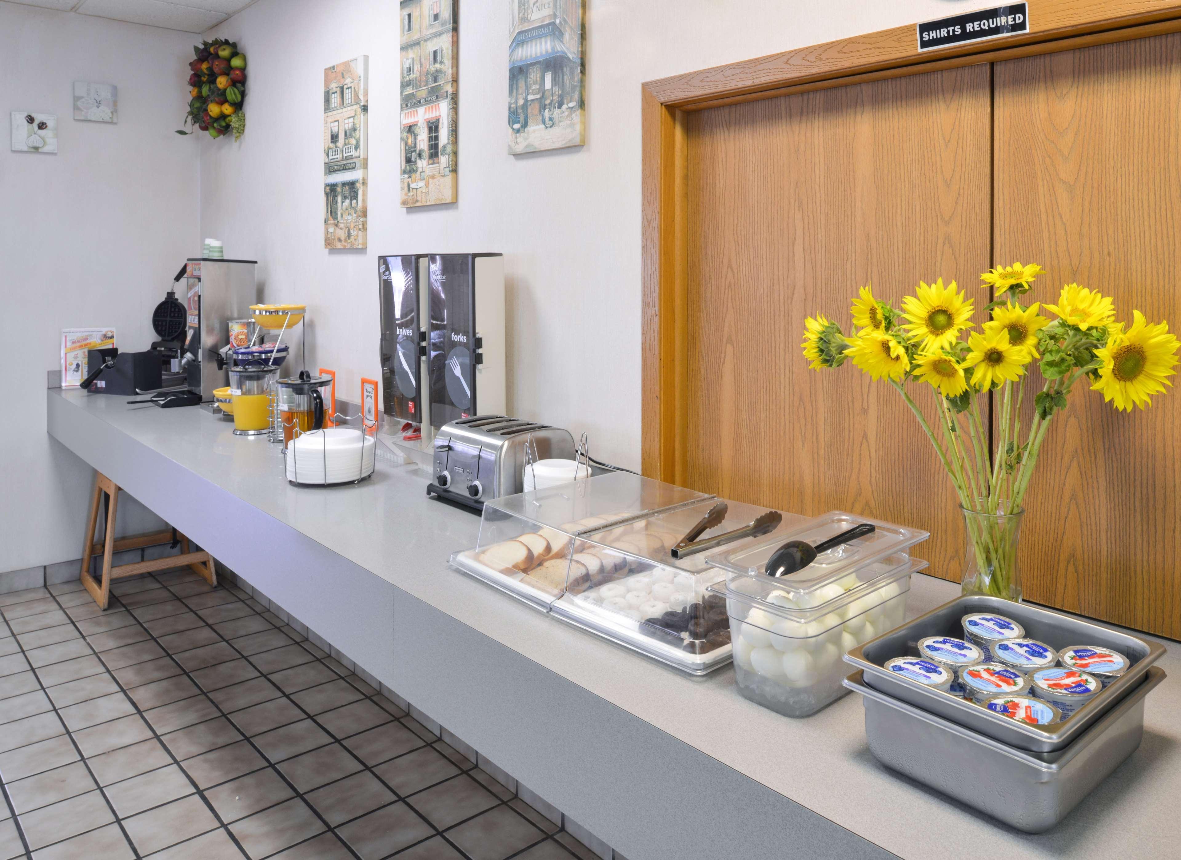 America'S Best Value Inn La Crosse Esterno foto
