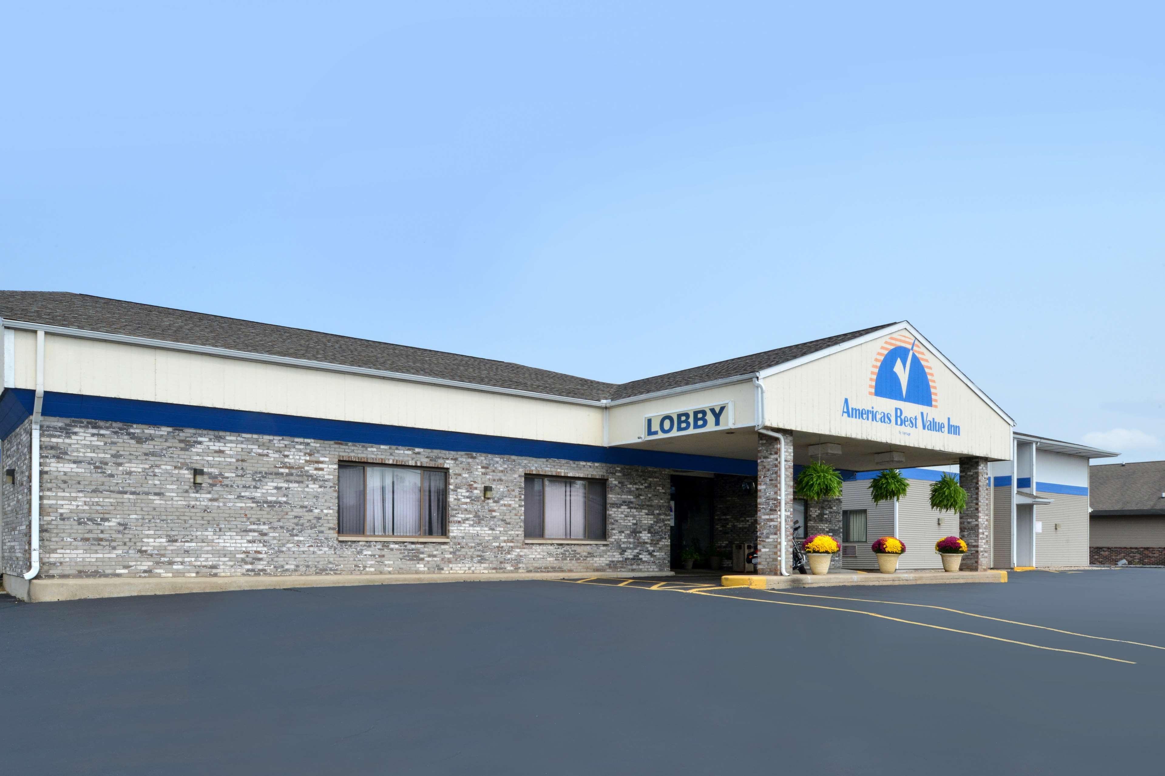 America'S Best Value Inn La Crosse Esterno foto
